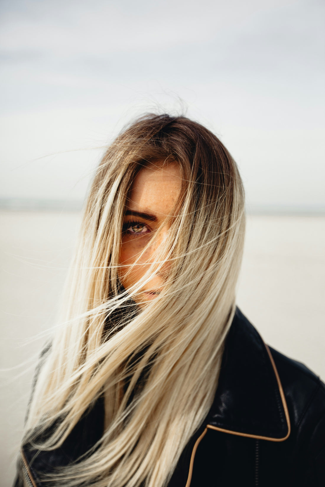 How to straighten hair without heat? Make It Straight has the solution